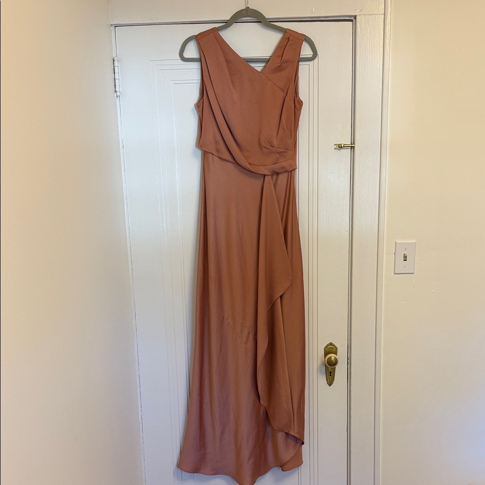 Elegant Sleeveless Brown Dress